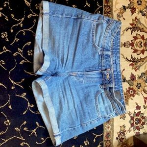 Regular waist shorts made in Bangladash size 4 US